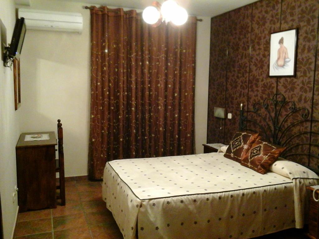 Hostal Pinera Vega De Espinareda Номер фото